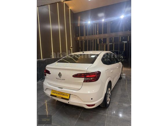 RENAULT TALIANT 1.0 T OTOMATİK 2023 MODEL