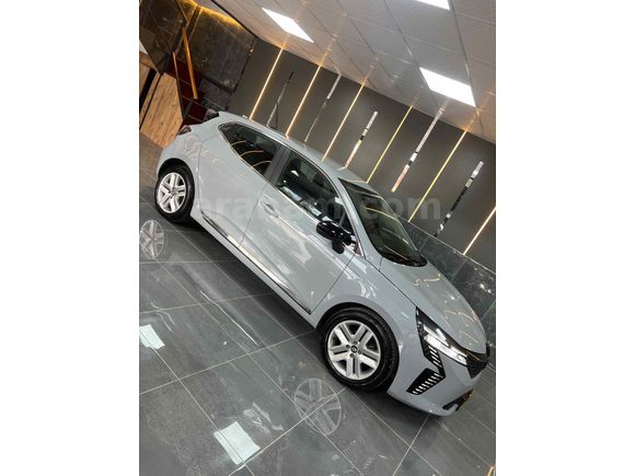 RENAULT CLİO 1.0 TCE EVOLUTION 2025 MODEL