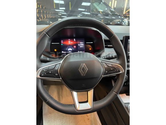 RENAULT CLİO 1.0 TCE EVOLUTION 2025 MODEL