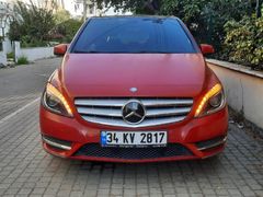 Sahibinden Mercedes - Benz B 180 CDI BlueEFFICIENCY Style 2014 Model  120.000 km Kırmızı