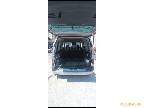 Sahibinden Peugeot Partner 2.0 HDI 2005 Model