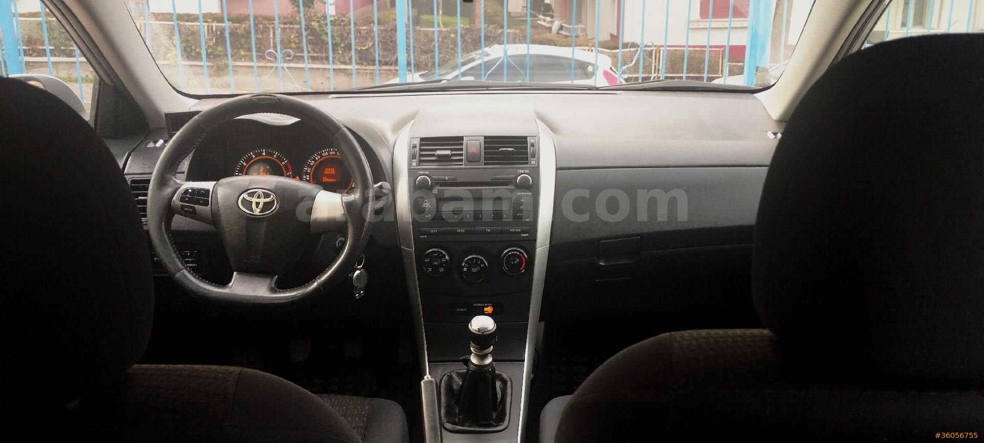 Sahibinden Toyota Corolla 1.33 Comfort 2011 Model Ankara 237.500 km Gri (Gümüş) 6