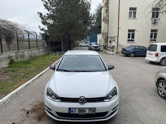 Sahibinden Volkswagen Golf 1.6 TDi BlueMotion Midline Plus 2014 Model 