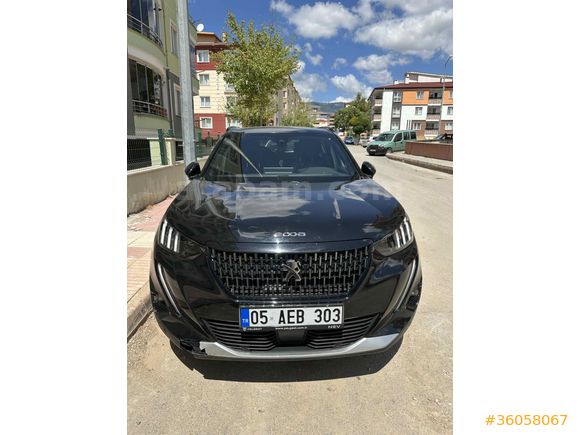 Sahibinden Peugeot 2008 1.2 PureTech GT Line 2020 Model Amasya 80.000 km Siyah