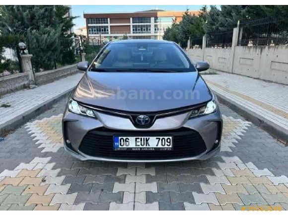 Sahibinden Toyota Corolla 1.8 Hybrid Dream 2020 Model 