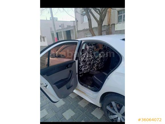 Sahibinden Skoda Rapid 1.6 TDI Elegance 2015 Model