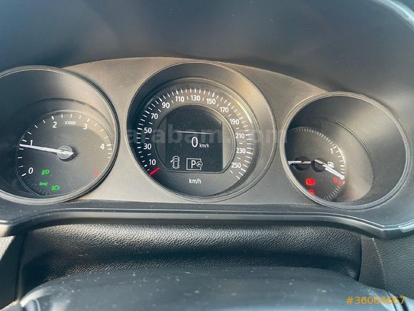 Sahibinden Renault Megane 1.5 Blue DCI Touch 2020 Model