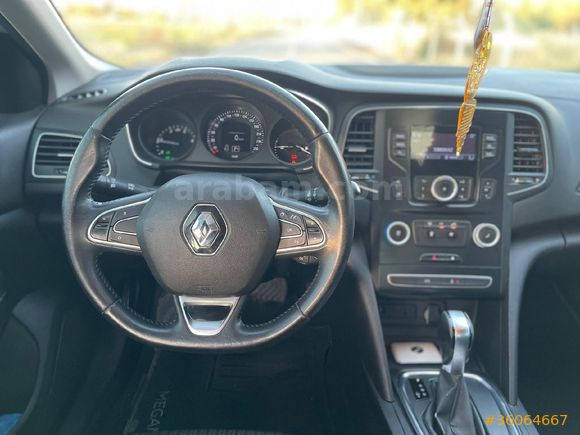 Sahibinden Renault Megane 1.5 Blue DCI Touch 2020 Model