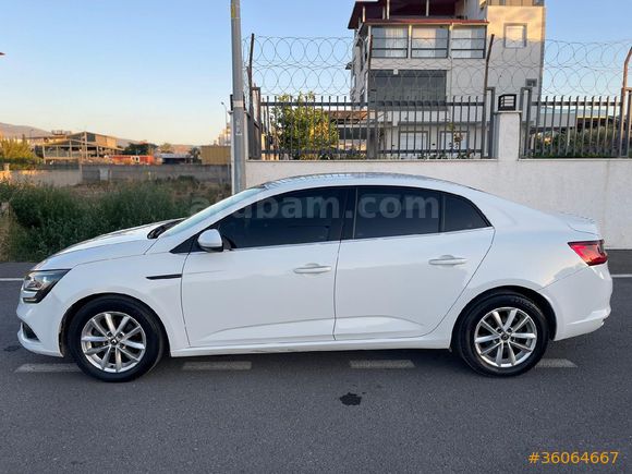 Sahibinden Renault Megane 1.5 Blue DCI Touch 2020 Model