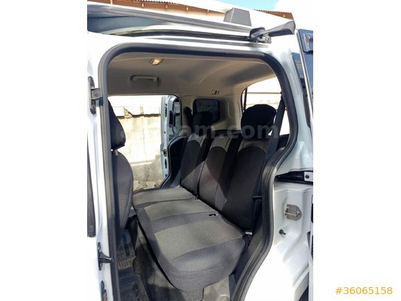 Sahibinden Ford Tourneo Courier 1.5 TDCi Trend 2015 Model