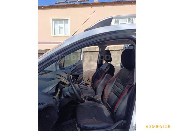 Sahibinden Ford Tourneo Courier 1.5 TDCi Trend 2015 Model