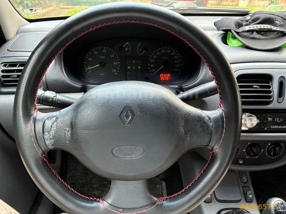 Sahibinden Renault Clio 1.4 RNA 2001 Model