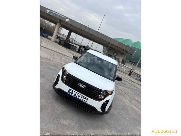 Sahibinden Ford Tourneo Courier 1.5 EcoBlue Deluxe 2024 Model 
