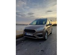 Sahibinden Ford Tourneo Courier 1.5 TDCi Titanium 2022 Model