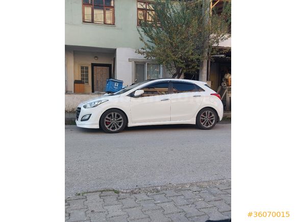 Sahibinden Hyundai i30 1.6 CRDi Elite 2015 Model  207.000 km Beyaz