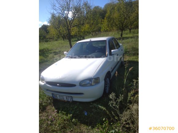 Sahibinden Ford Escort 1.6 CL 1996 Model