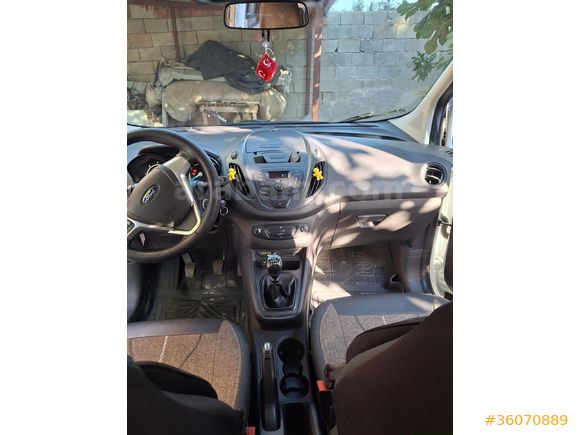 Sahibinden Ford Tourneo Courier 1.5 TDCi Delux 2020 Model