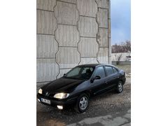 Temiz kullanılmış askeriyden alındı megane 1 2.0 rxt benzin lpg