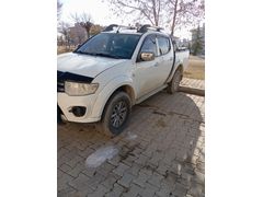 Sahibinden Mitsubishi L 200 4x2 Invite 2014 Model