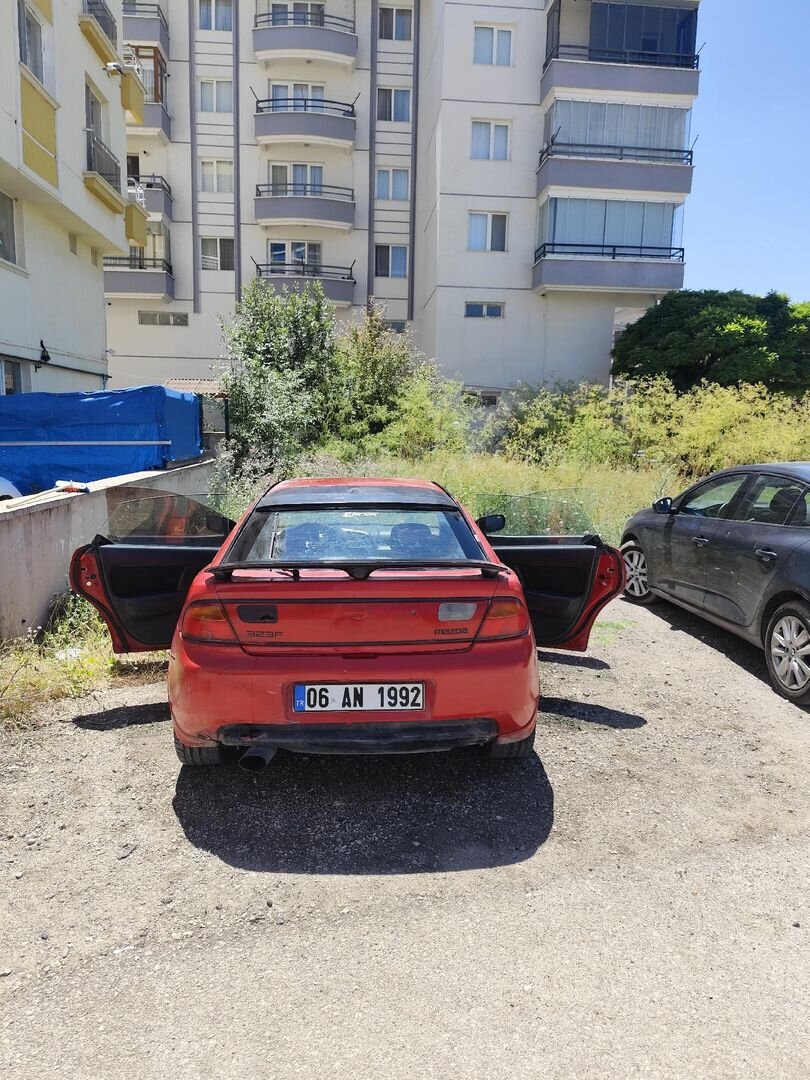 Sahibinden Mazda Lantis 1.8 1997 Model Ankara 2