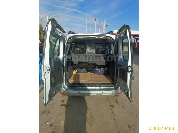 Sahibinden Renault Express Combi 1.5 BlueDCI Touch 2024 Model