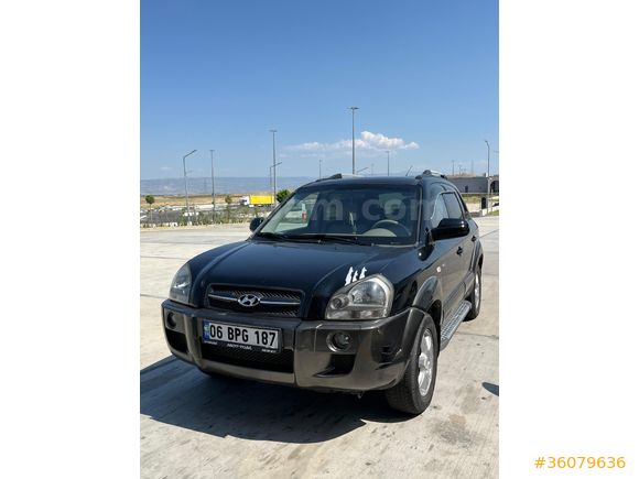 Sahibinden Hyundai Tucson 2.0 CRDi H Matik 2005 Model  270.000 km Siyah
