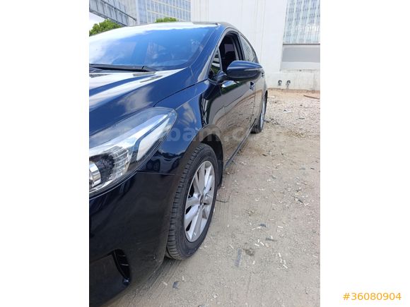 Sahibinden Kia Cerato 1.6 CRDi Concept Techno 2017 Model temiz araç