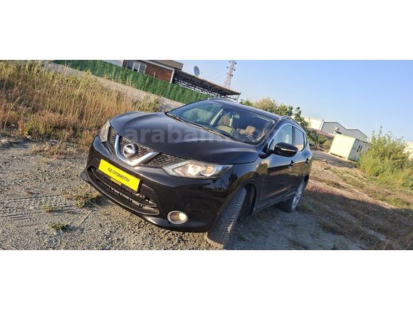 QASHQAİ 2014 HASAR KAYITSIZ DÜŞÜK KM OTOMATİK VİTES