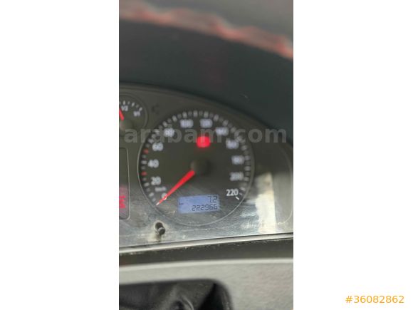 Sahibinden Volkswagen Caravelle 2.5 TDI Comfortline 2008 Model  223.100 km Gri