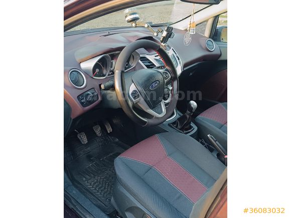 Sahibinden Ford Fiesta 1.4 Titanium 2011 Model