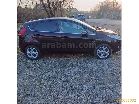 Sahibinden Ford Fiesta 1.4 Titanium 2011 Model