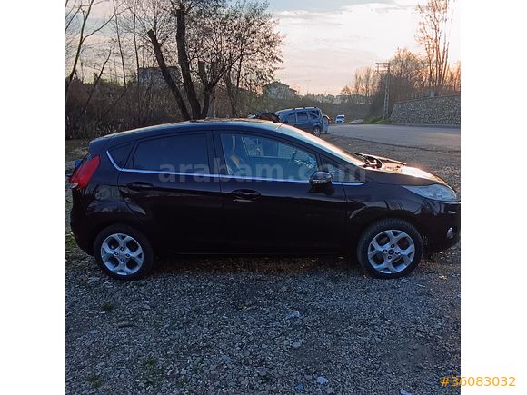 Sahibinden Ford Fiesta 1.4 Titanium 2011 Model
