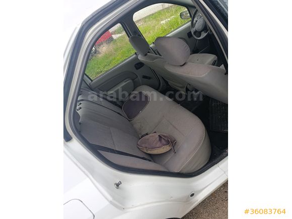 Sahibinden Dacia Logan 1.5 DCi Ambiance 2008 Model  270.000 km Beyaz