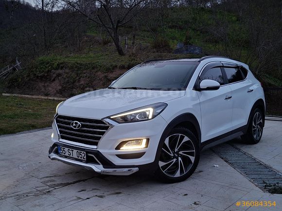 Sahibinden Hyundai Tucson hatasız 4x4 117.000km Pazarlık payı vardır.