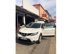 Sahibinden Nissan Qashqai 1.5 dCi Tekna 2015 Model  200.002 km Beyaz
