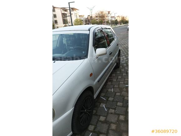 Sahibinden Volkswagen Polo 1.6 2000 Modell