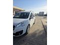 HATASIZ BOYASIZ SIFIR AYARINDA EN  FULL PAKET  1.6 HDI Allure 2017 Model 2018 çıkışlı