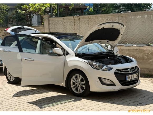 Sahibinden Hyundai i30 1.6 CRDi Elite 2014 Model 
