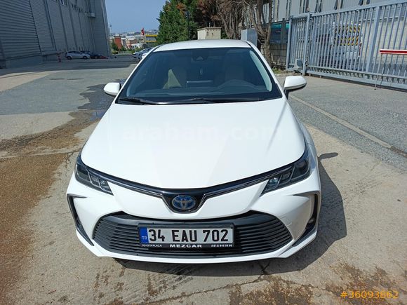 Sahibinden Toyota Corolla 1.8 Hybrid Dream 2021 Model