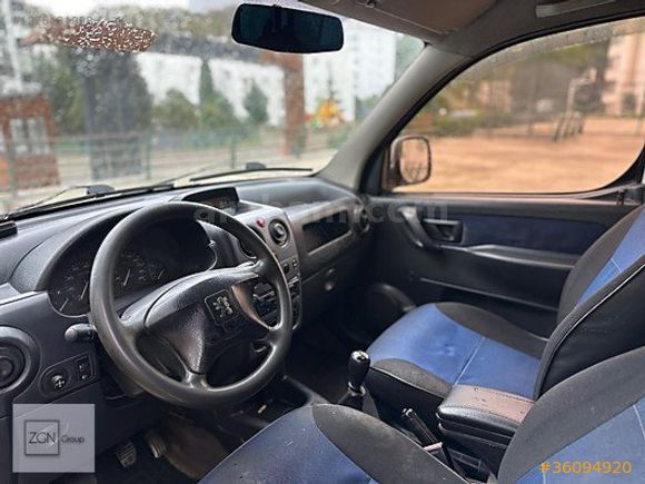 PEUGEOT PARTNER / ÇİFT SÜRGÜ TEK BAGAJ / KLİMALI EN DOLUSU