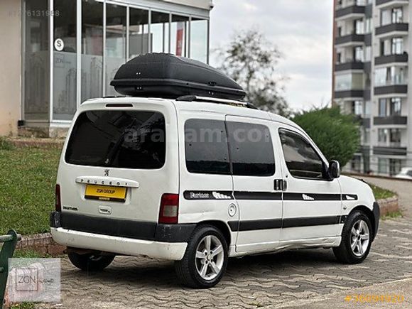 PEUGEOT PARTNER / ÇİFT SÜRGÜ TEK BAGAJ / KLİMALI EN DOLUSU