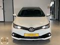 ÖZGÜR CENGİZ'DEN 2016 MODEL TOYOTA AURİS CAM TAVANLI