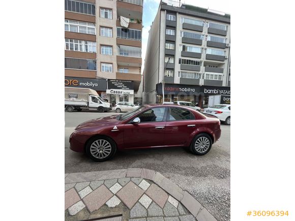 Galeriden Alfa Romeo 159 1.9 JTS Distinctive 2006 Model Kocaeli