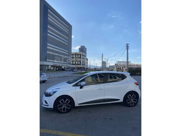Sahibinden Renault Clio 1.5 dCi Joy 2017 Model  139.000 km Beyaz