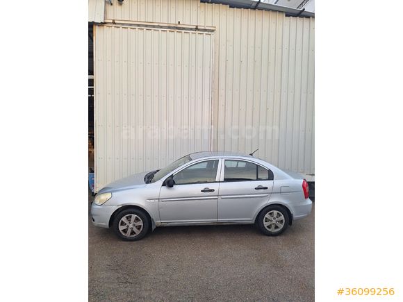 SAHİBİNDEN – 2009 MODEL HYUNDAI ACCENT ERA TEAM | KLİMALI | ABS | ORJİNAL KM