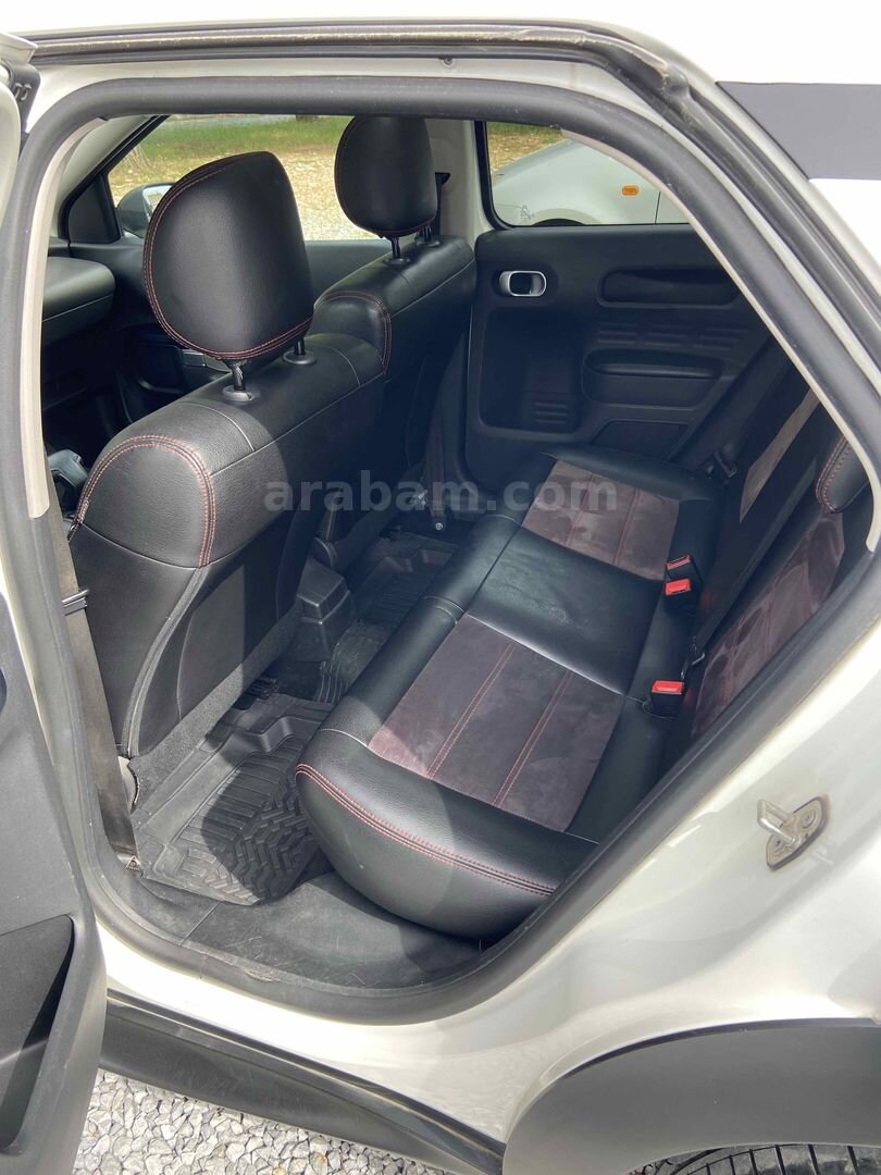 Sahibinden Citroen C4 Cactus 1.2 e-VTI Shine 2014 Model 147.000 km Beyaz 6