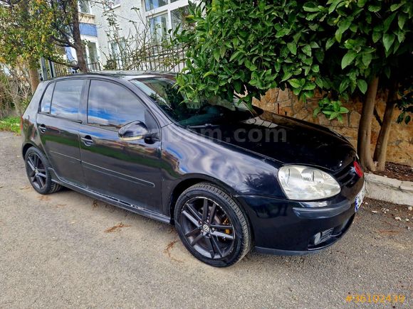Aracı temizlik Boyası için Ustaya verdim, fiyat bu yüzden güncellenmiştir. Golf 1.6 FSi Comfortline 2006 Manuel