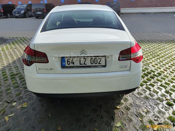 ACİL İKİNCİ SAHİBİNDEN TEMİZ BAKIMLI DÜŞÜK KM C5 1.6 HDI DİZEL