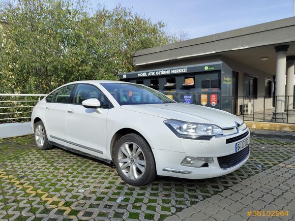 ACİL İKİNCİ SAHİBİNDEN TEMİZ BAKIMLI DÜŞÜK KM C5 1.6 HDI DİZEL