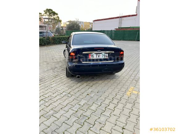 Sahibinden Ford Focus 1.6 Ambiente 1999 Model İzmir